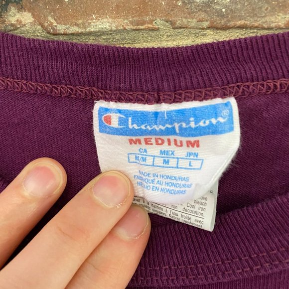 Champion Purple Long Sleeve T-shirt Unisex M - Picture 2 of 3